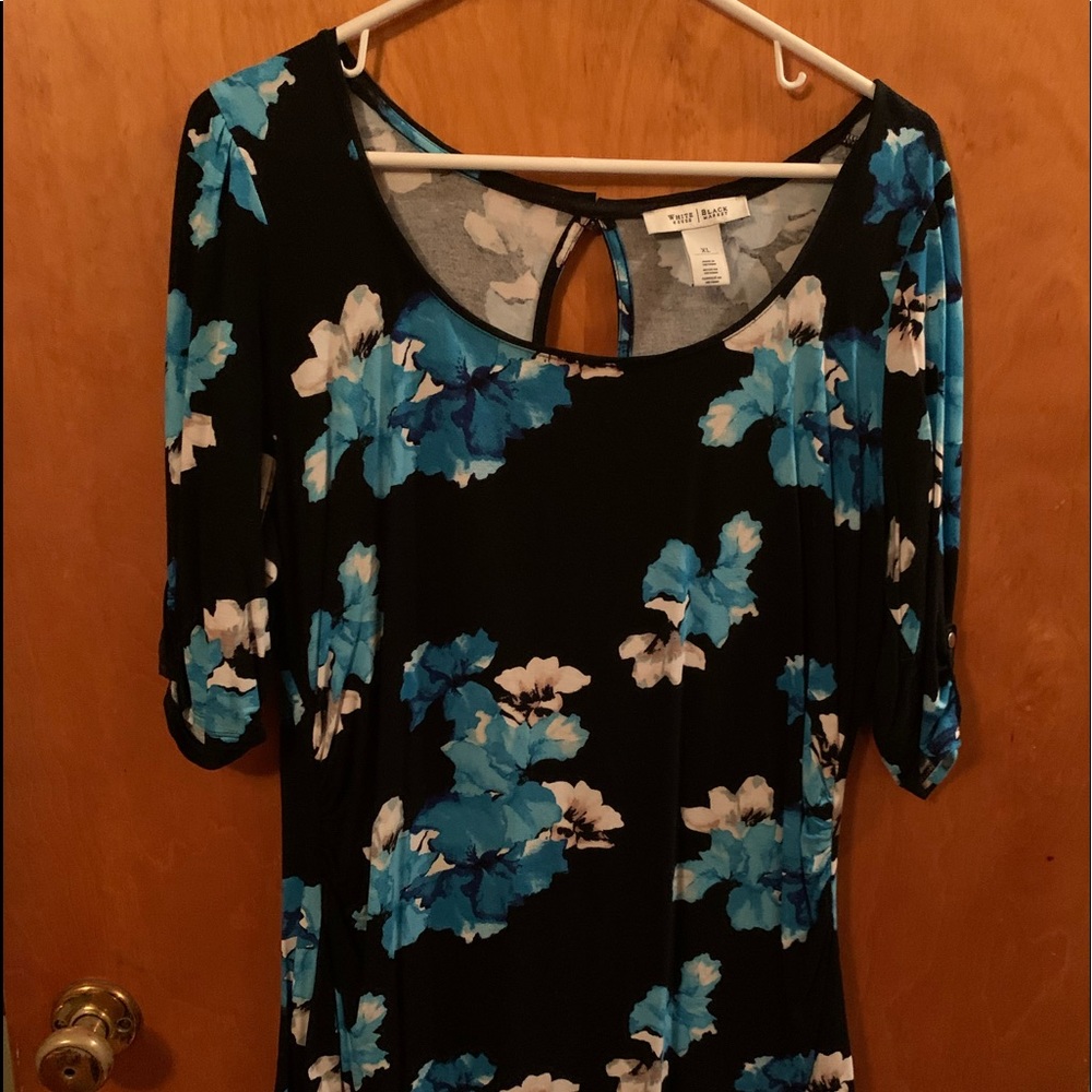 Short sleeve longer top
